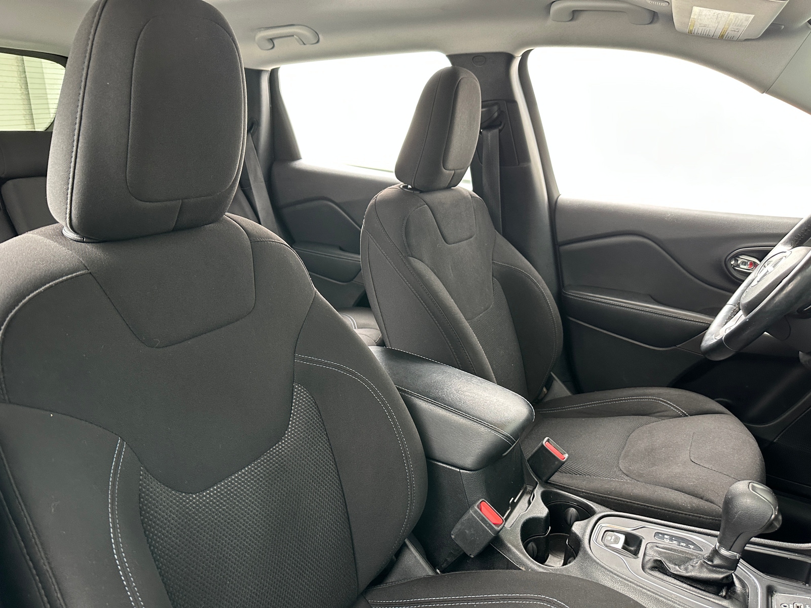 Thumbnail: 2020 Jeep Cherokee - 2