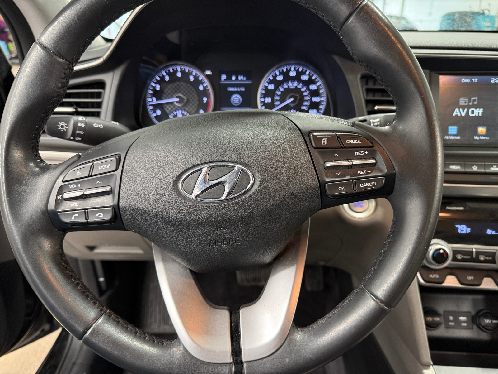 Thumbnail: 2020 Hyundai Elantra - 5