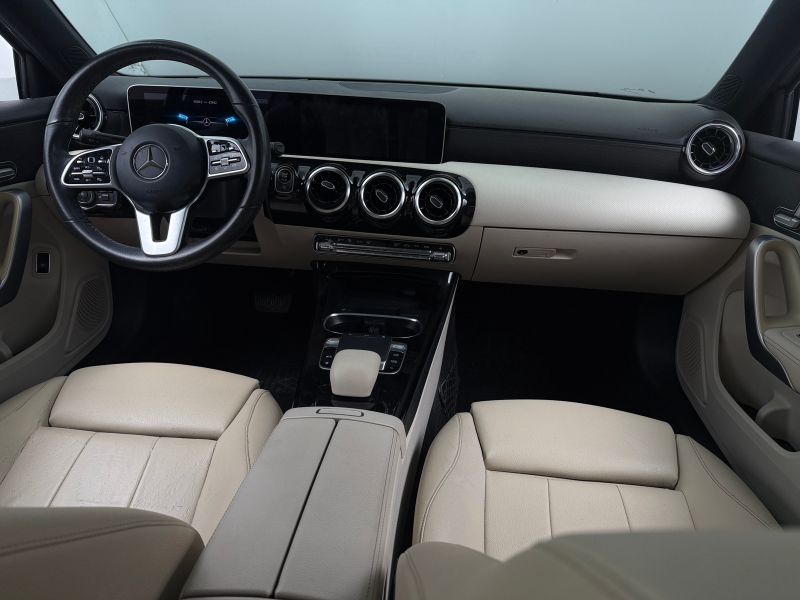 Thumbnail: 2019 Mercedes-Benz A-Class - 2