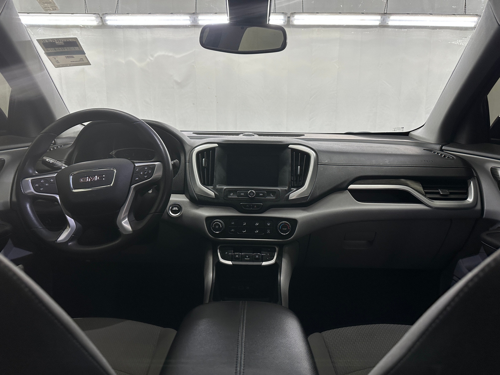 Thumbnail: 2022 GMC Terrain - 3