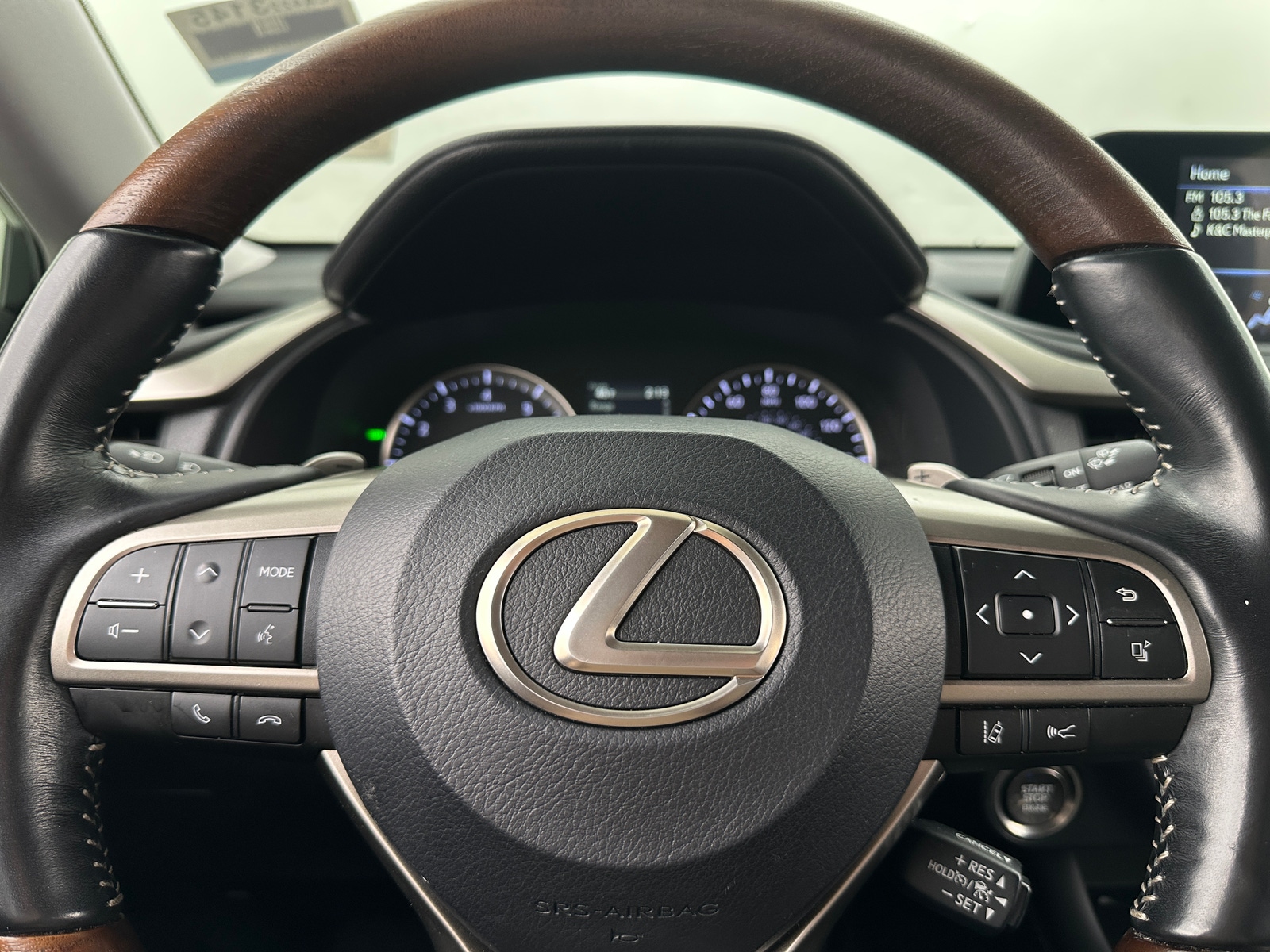 Thumbnail: 2020 Lexus RX - 4