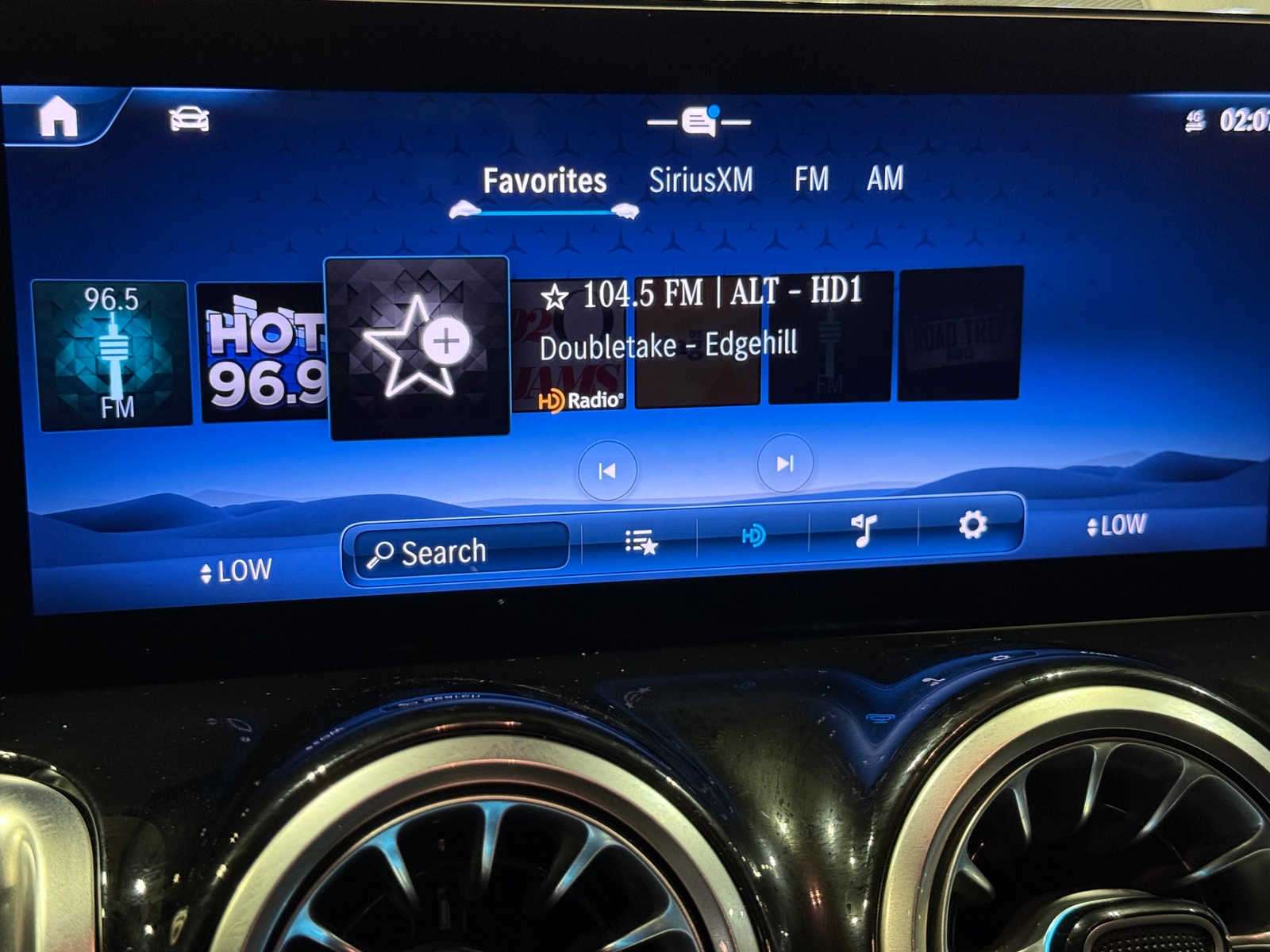 Thumbnail: 2025 Mercedes-Benz GLB - 3