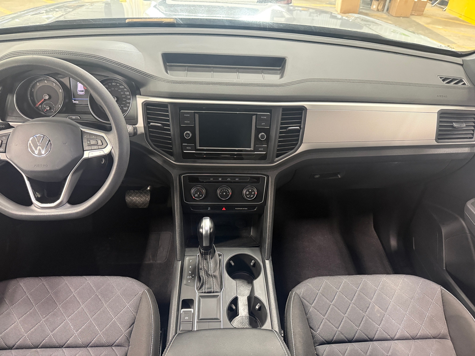 Thumbnail: 2021 Volkswagen Atlas - 3