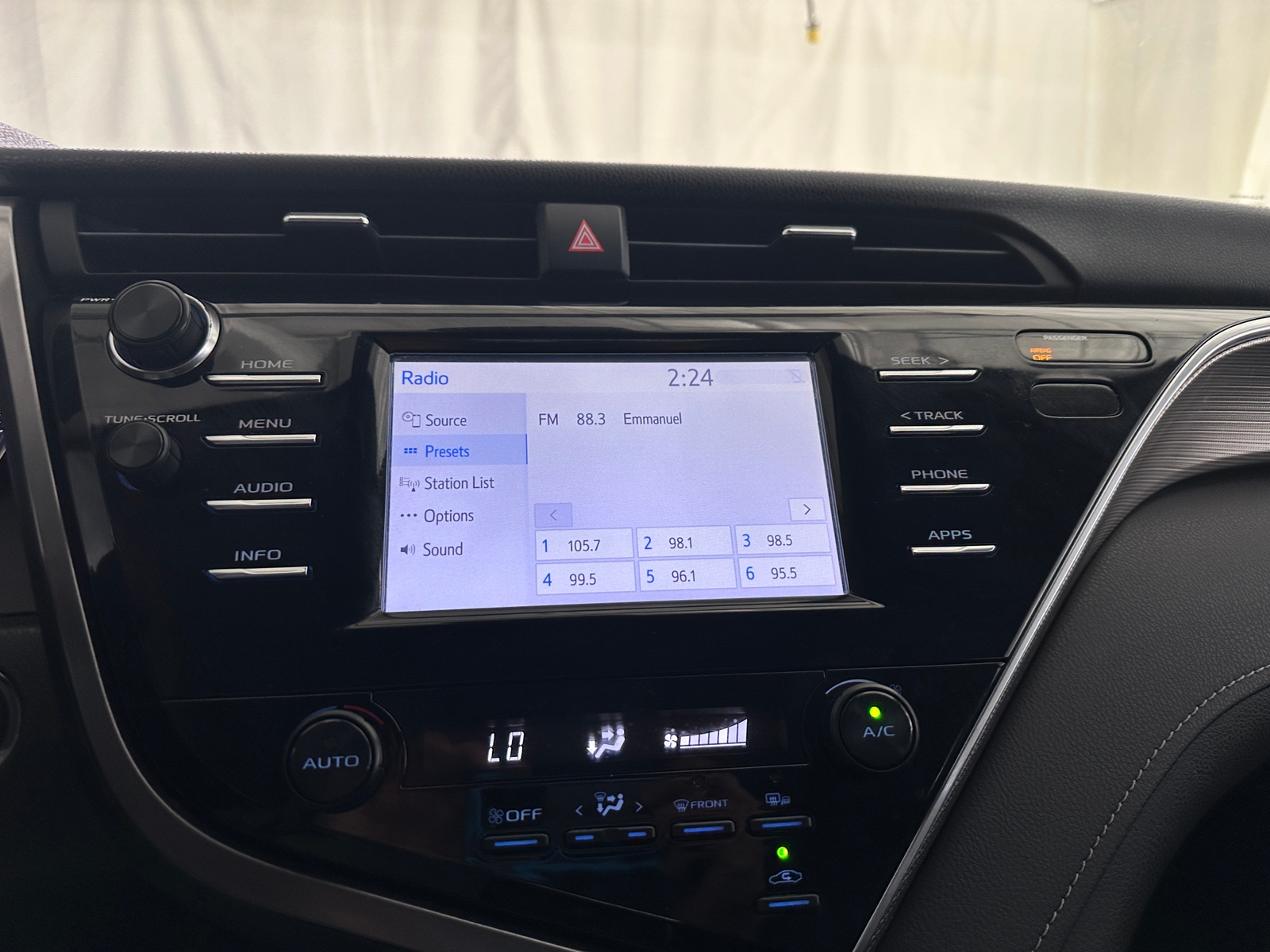 Thumbnail: 2018 Toyota Camry - 4