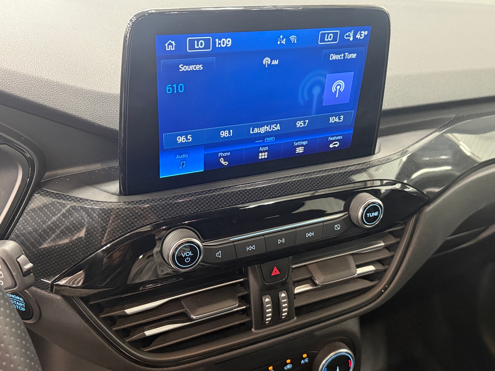 Thumbnail: 2024 Ford Escape - 3