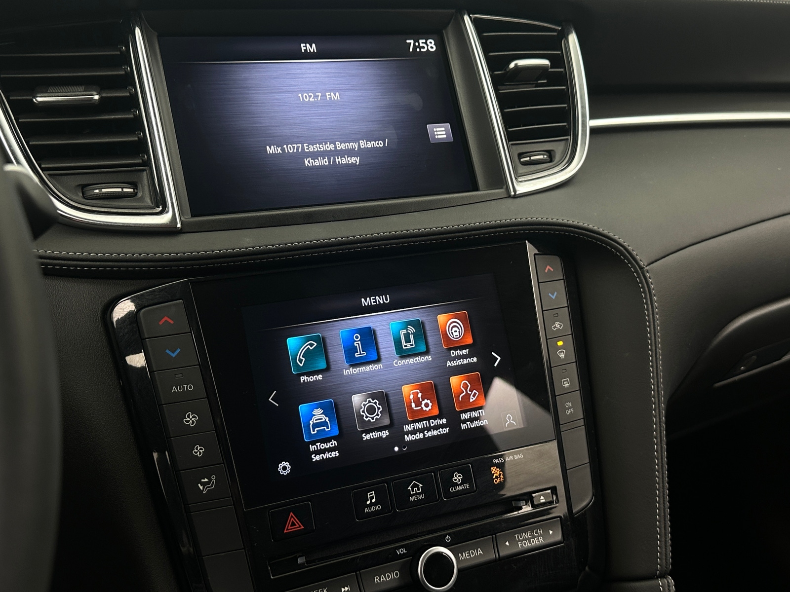 Thumbnail: 2024 INFINITI QX50 - 4