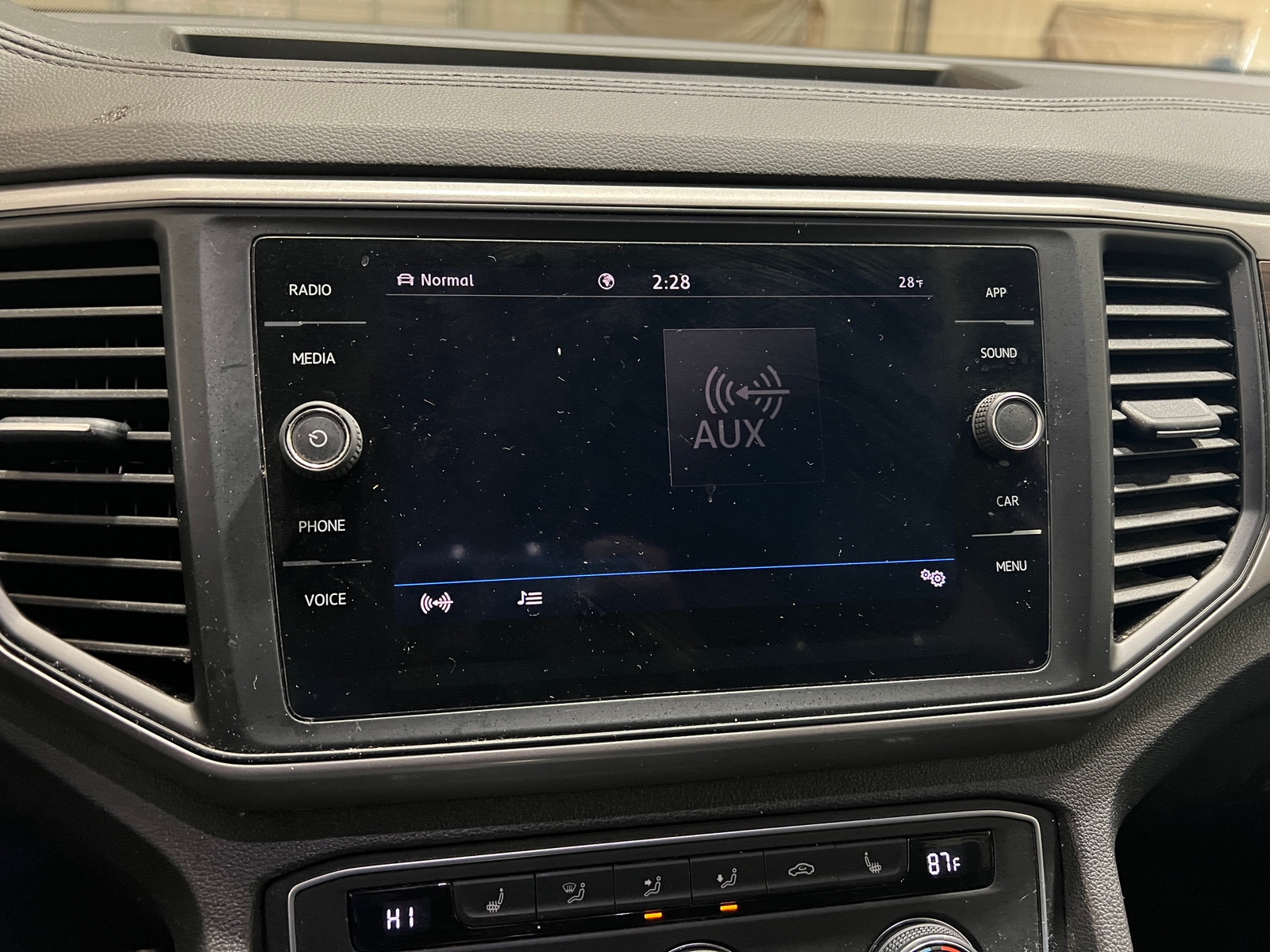 Thumbnail: 2021 Volkswagen Atlas - 3