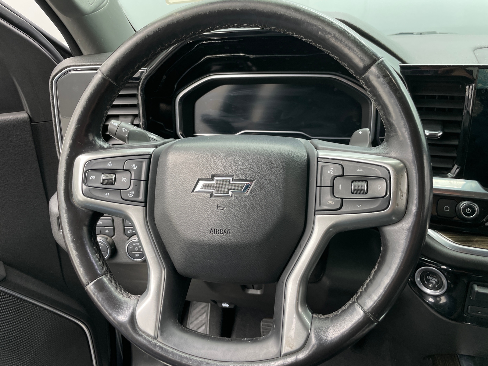 Thumbnail: 2022 Chevrolet Silverado 1500 - 5