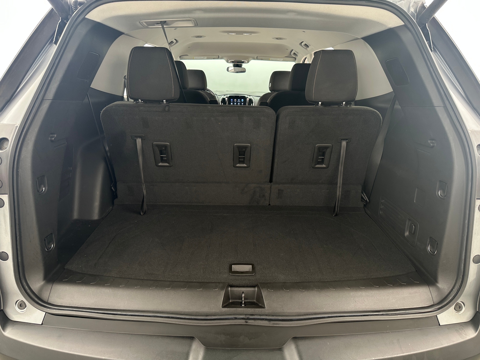 Thumbnail: 2021 Chevrolet Traverse - 7