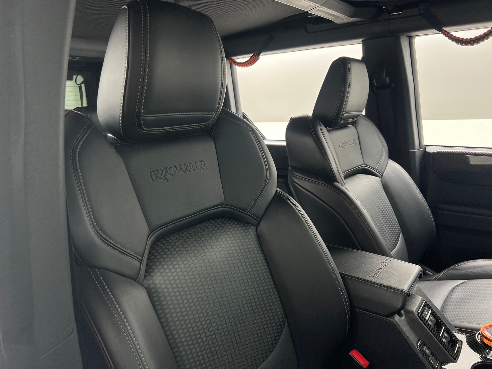 Thumbnail: 2022 Ford Bronco - 2