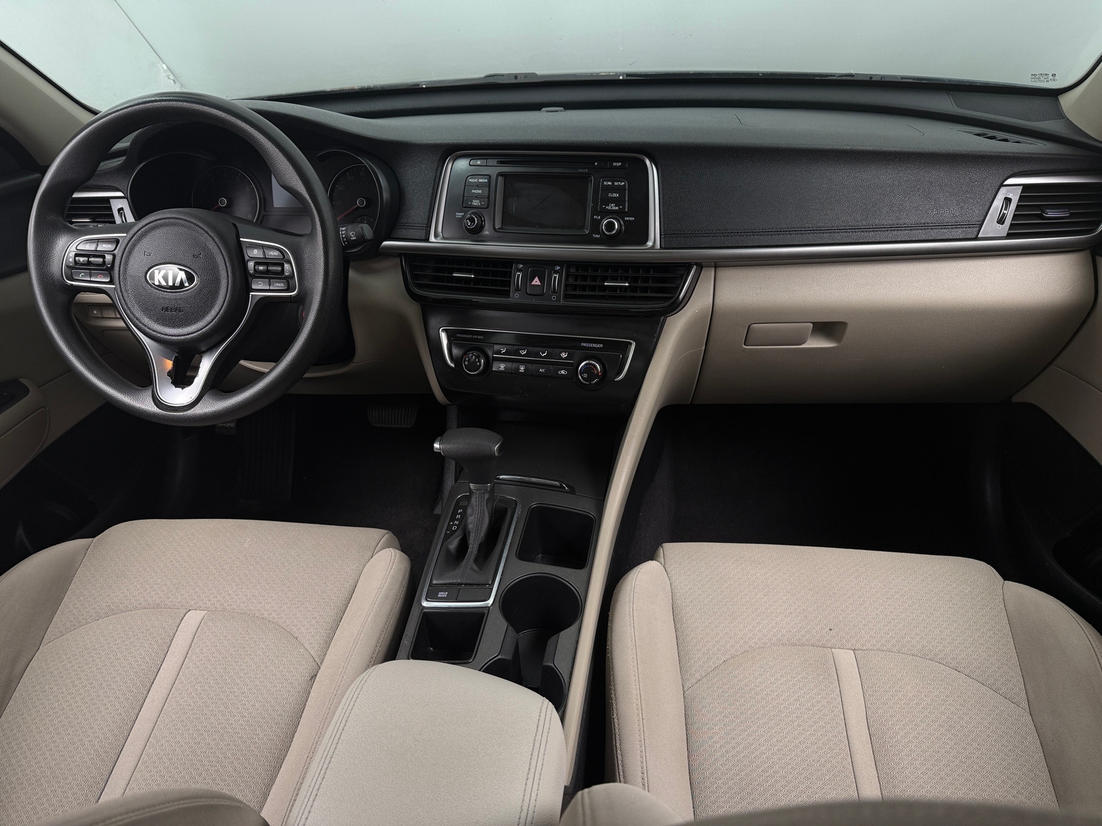 Thumbnail: 2016 Kia Optima - 3