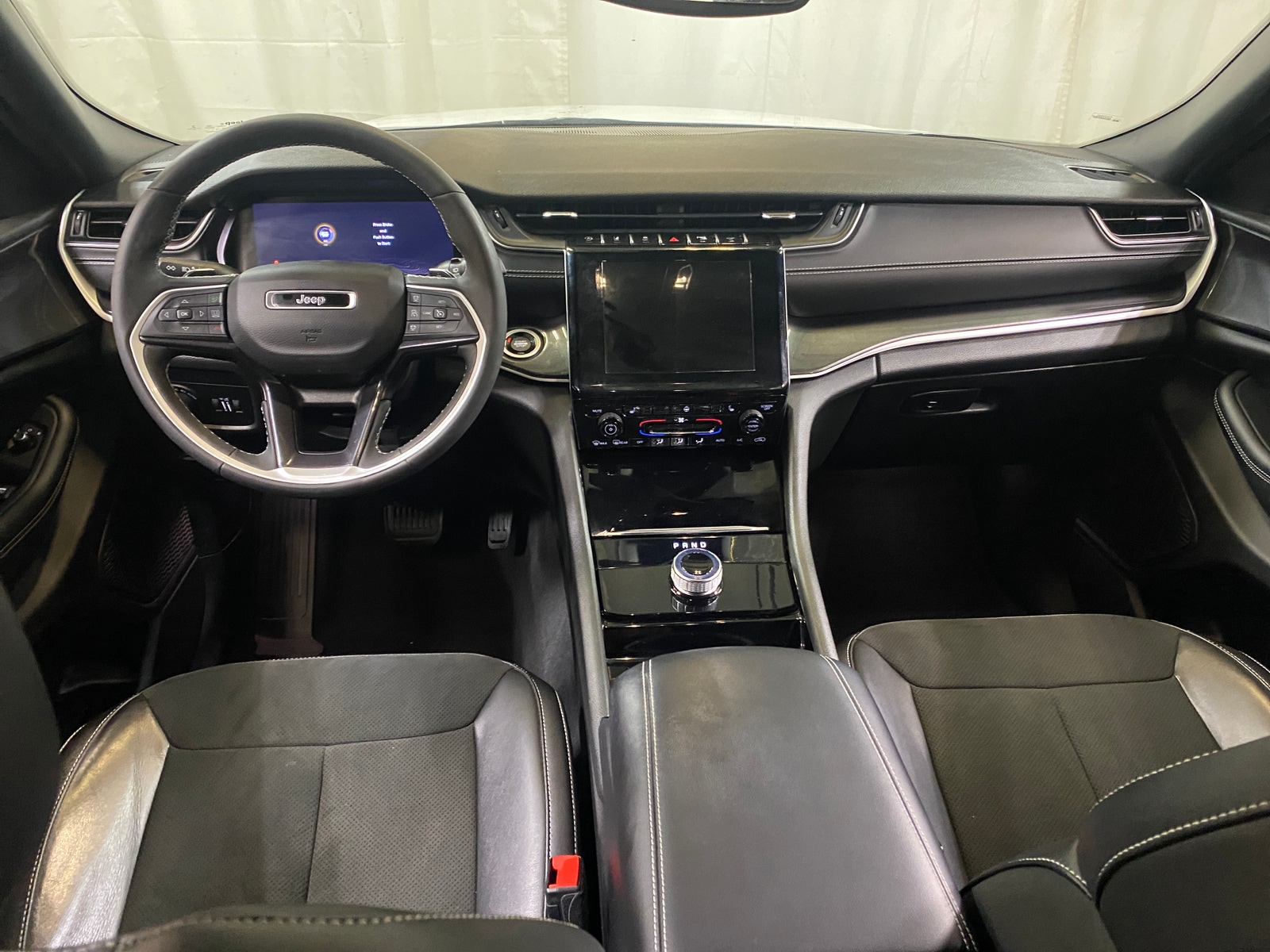 Thumbnail: 2023 Jeep Grand Cherokee - 2