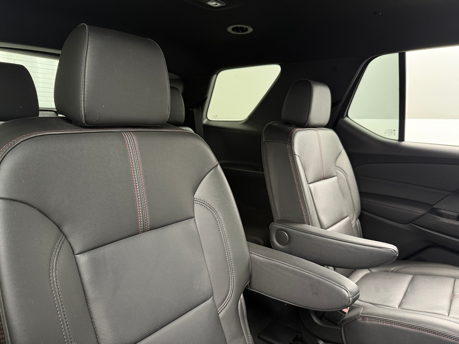 Thumbnail: 2023 Chevrolet Traverse - 5