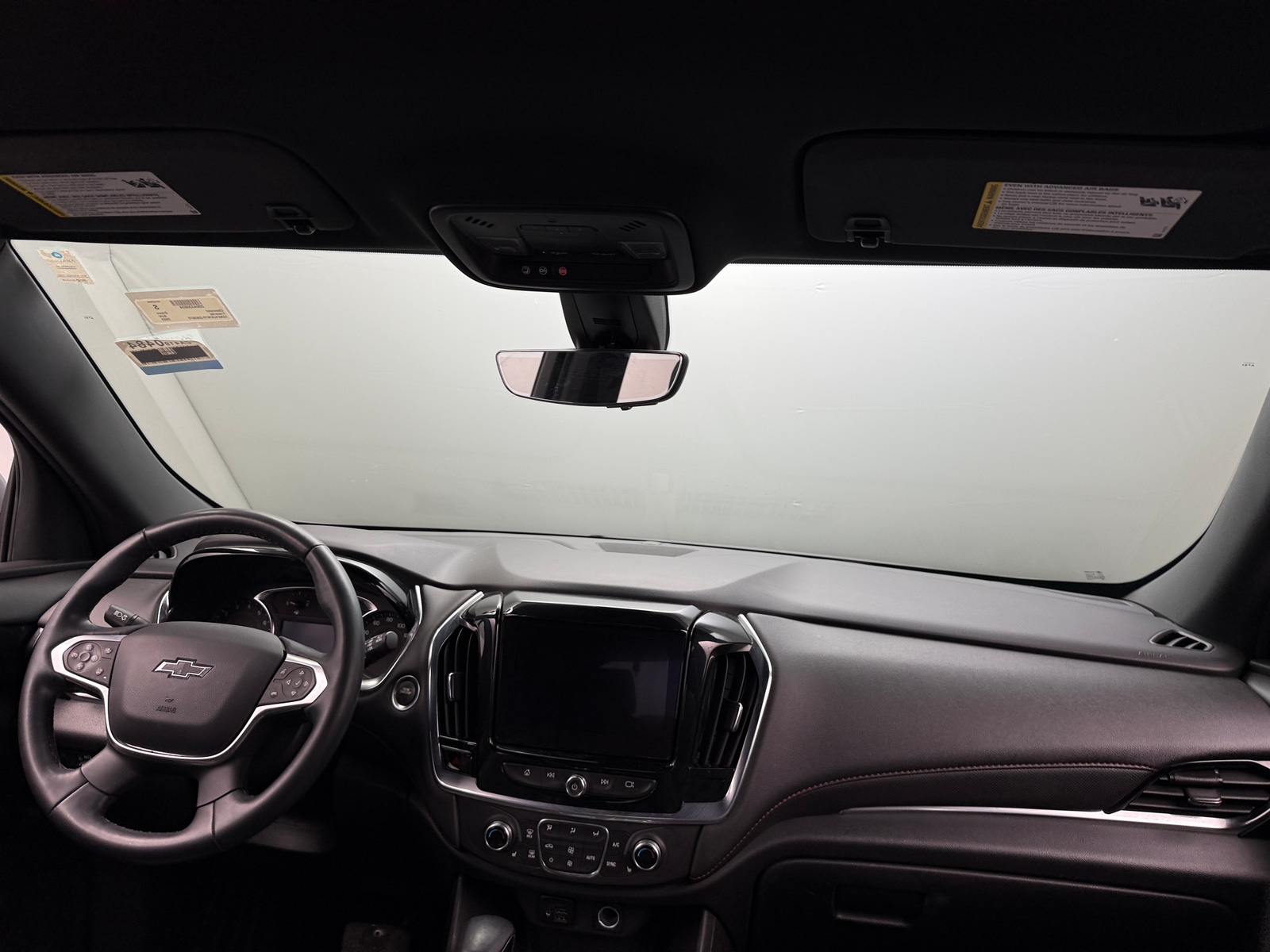 Thumbnail: 2023 Chevrolet Traverse - 2