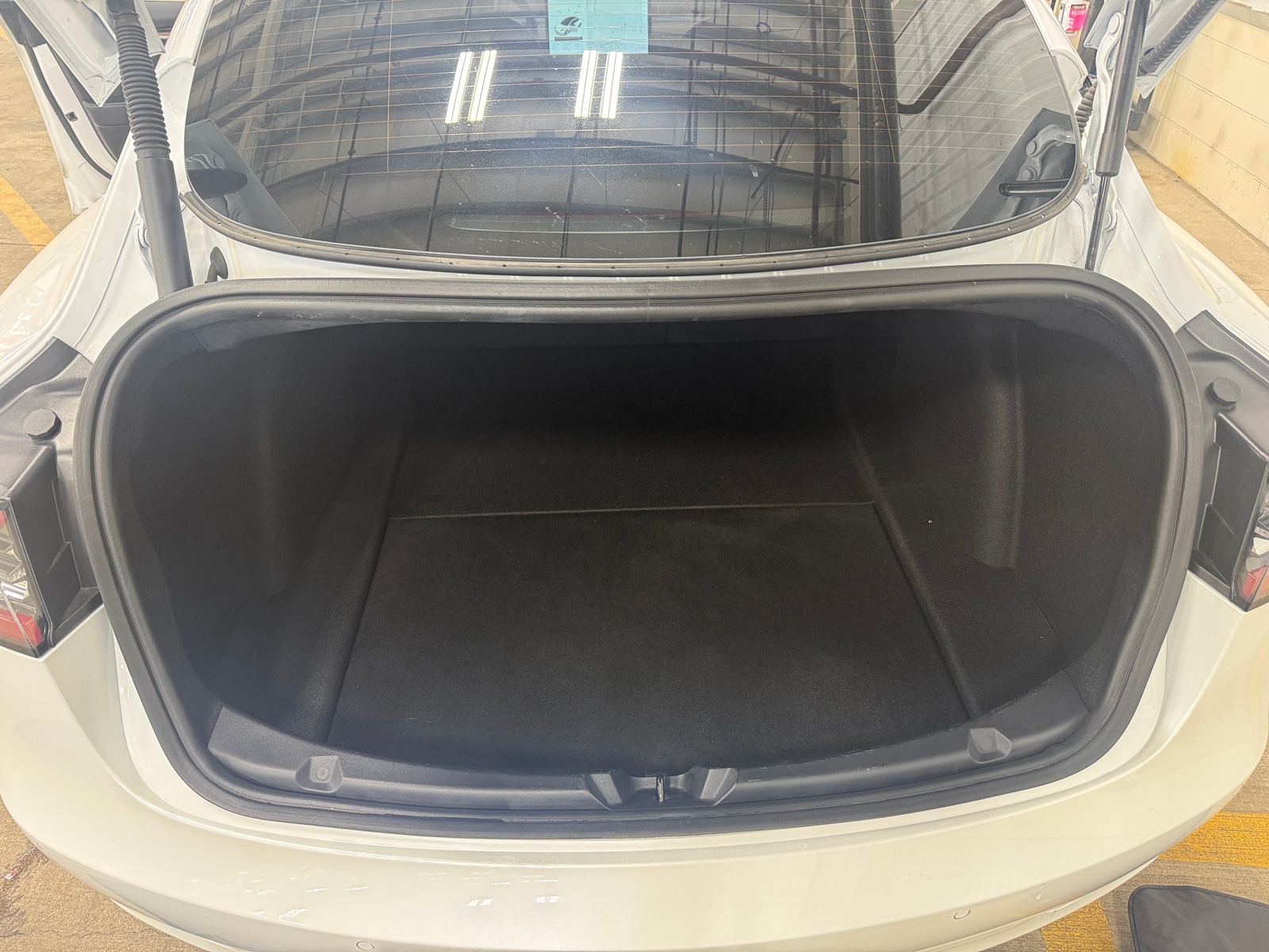 Thumbnail: 2021 Tesla Model 3 - 6