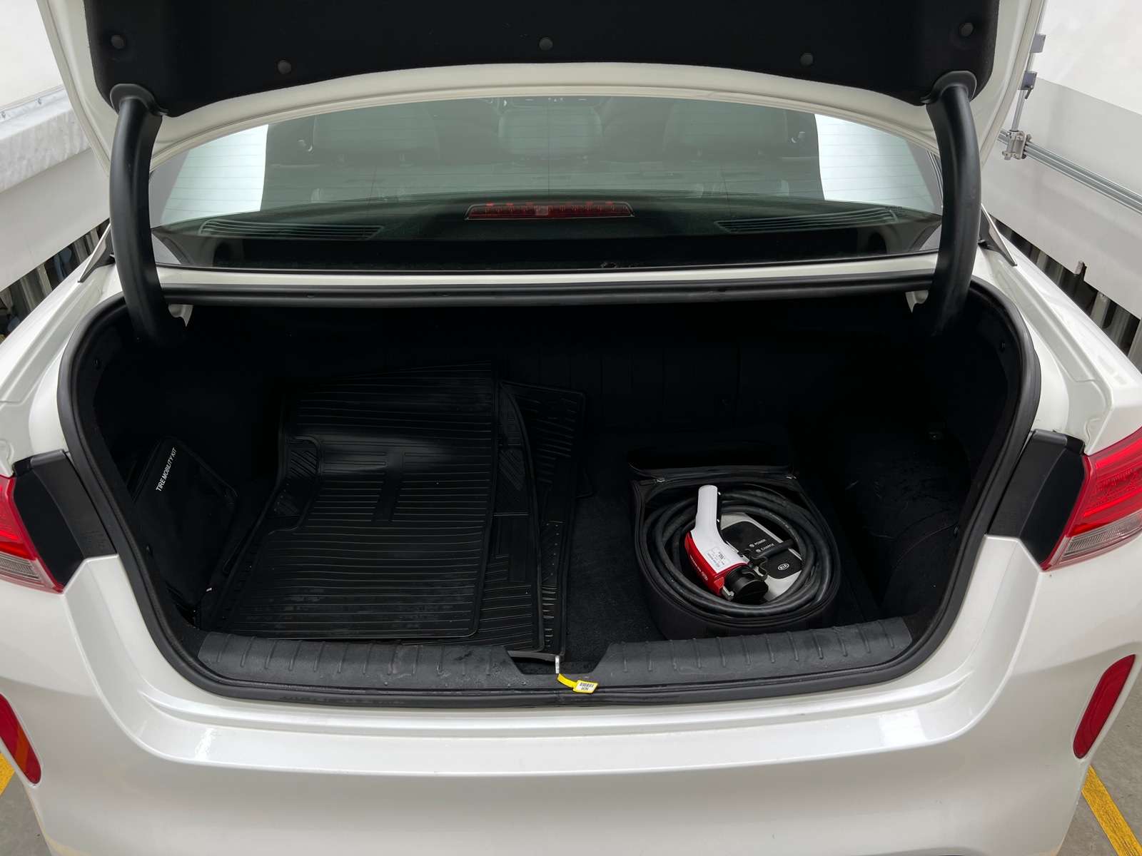 Thumbnail: 2018 Kia Optima - 6