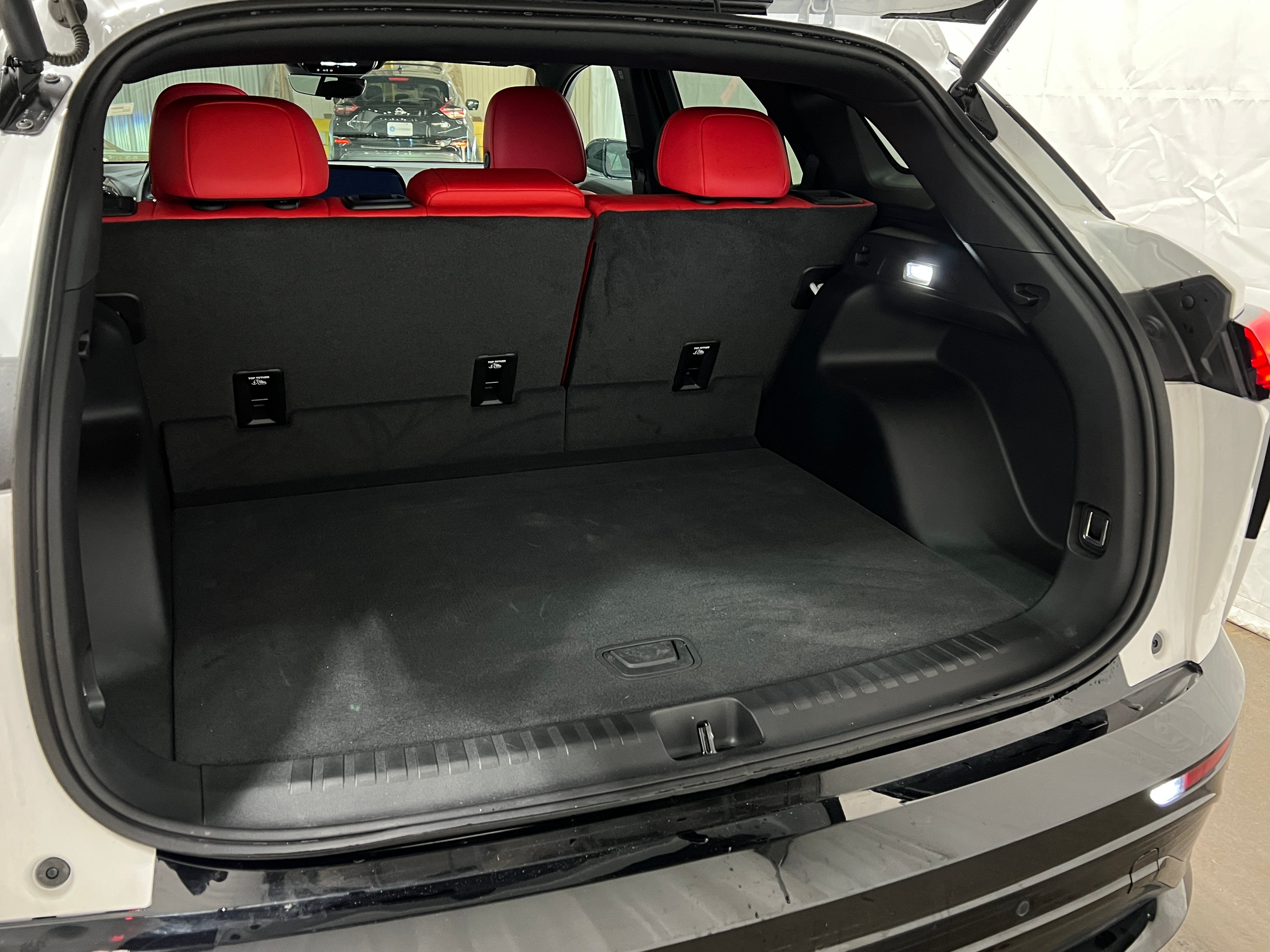 Used 2024 Chevrolet Blazer EV RS with VIN 3GNKDCRJ4RS153178 for sale in Auburn, WA