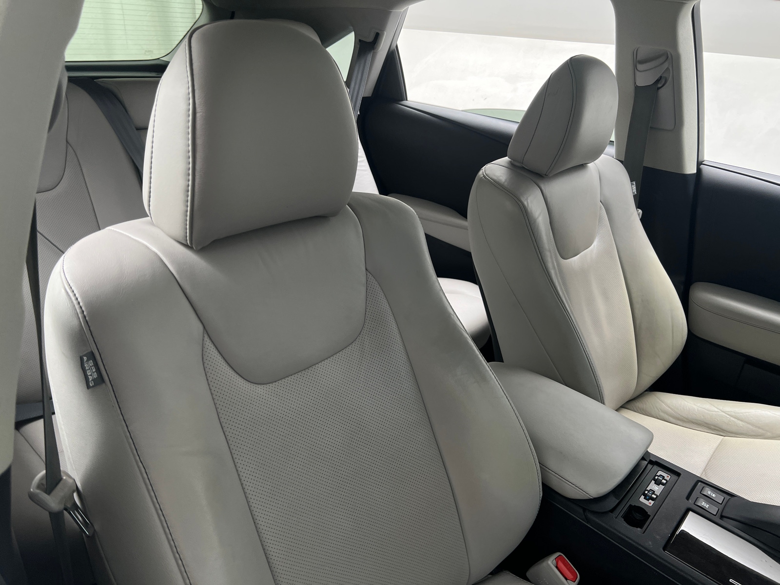 Thumbnail: 2015 Lexus RX - 2