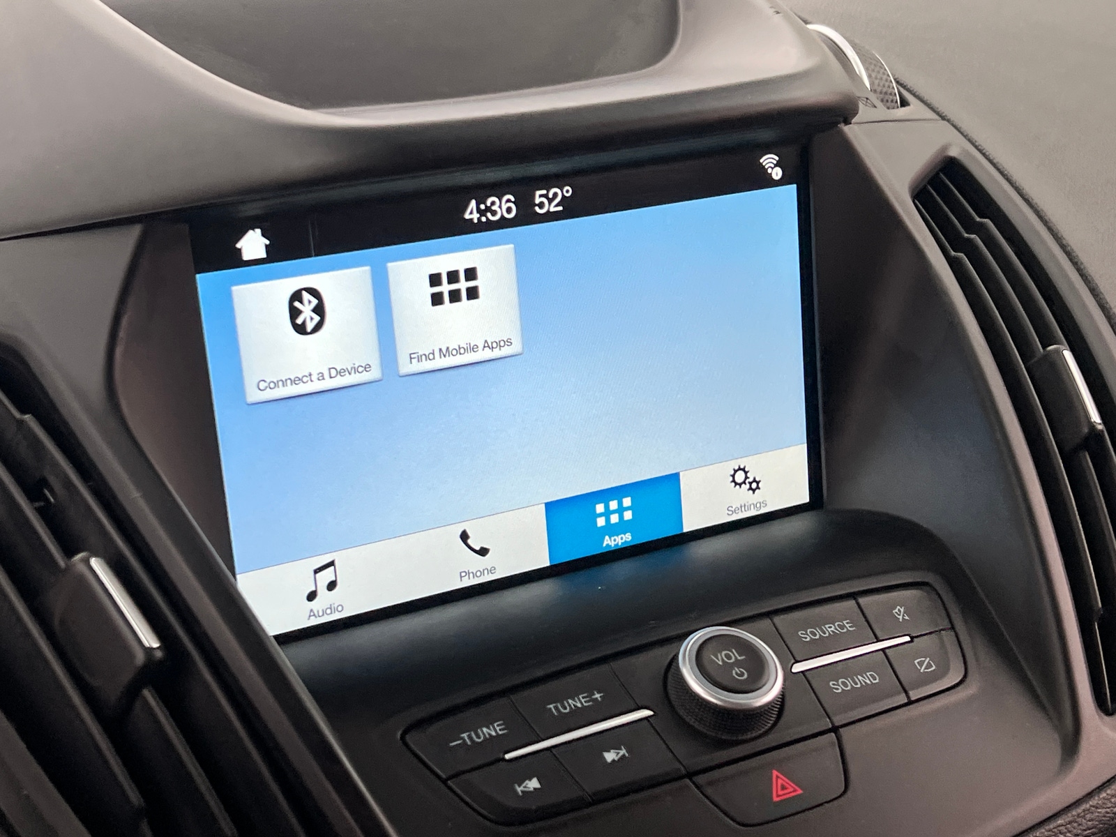 Thumbnail: 2019 Ford Escape - 4