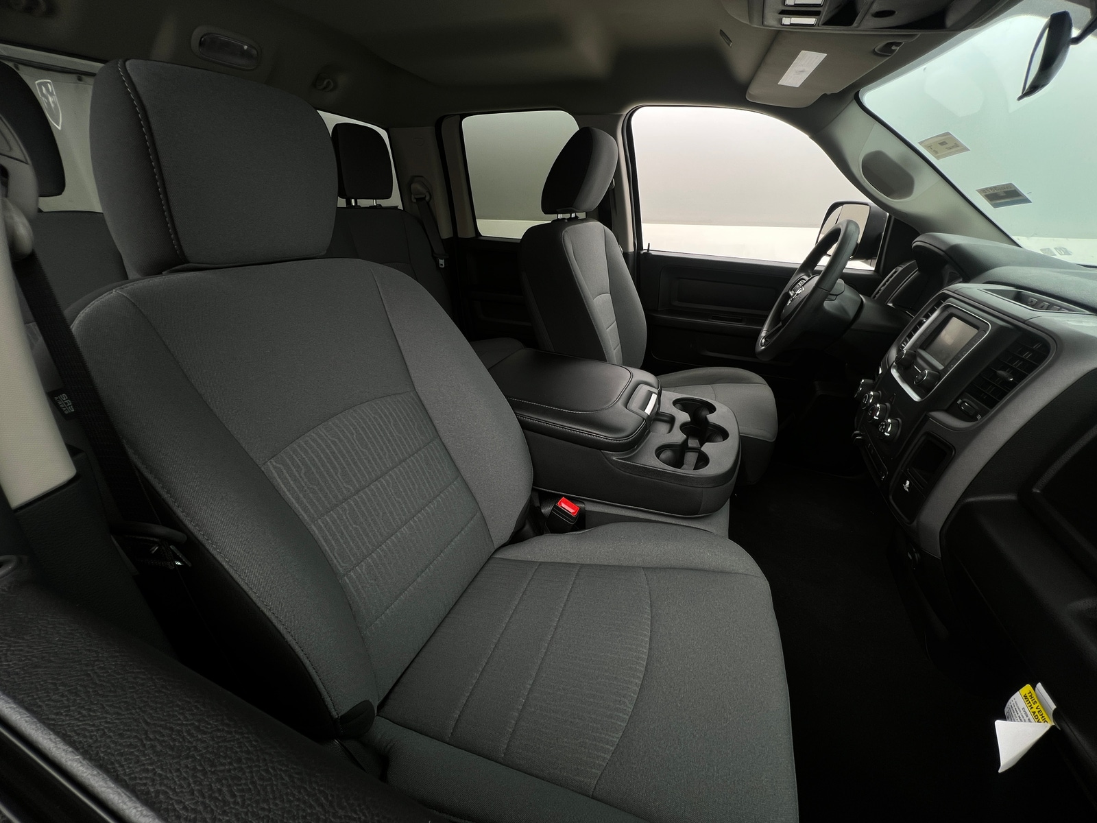 Thumbnail: 2024 RAM 1500 Classic - 2