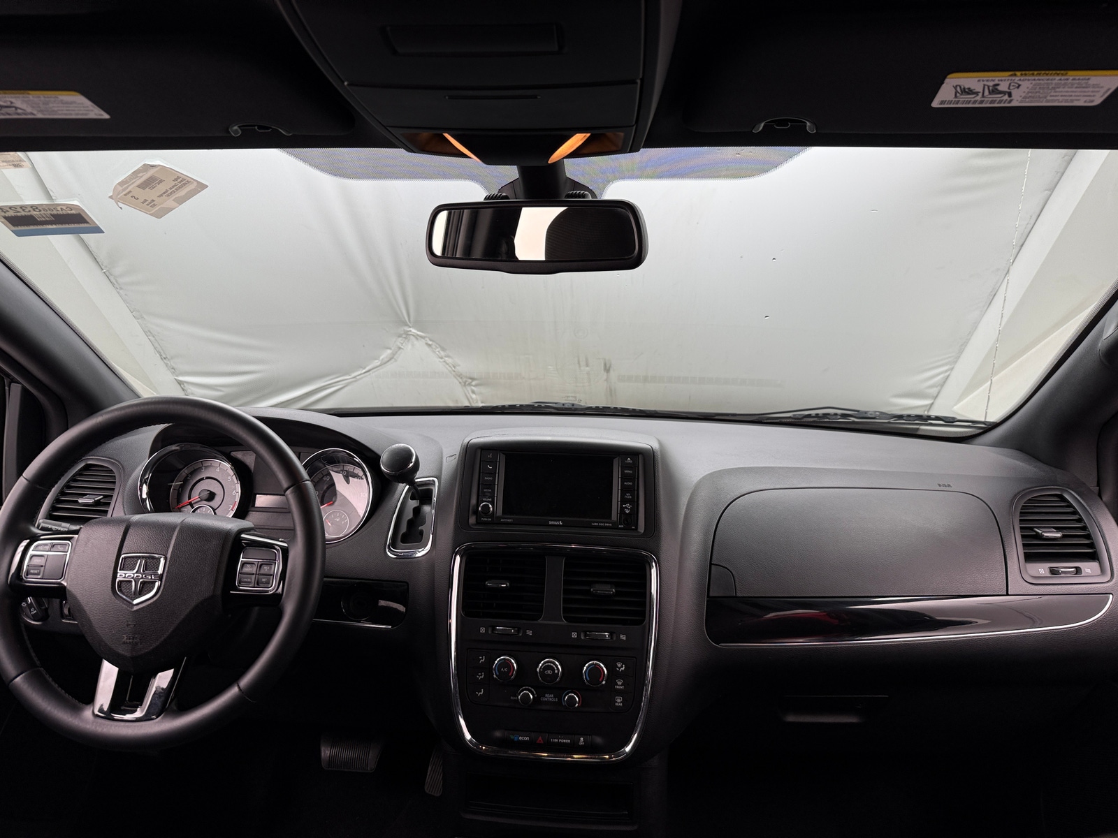 Thumbnail: 2020 Dodge Grand Caravan - 3