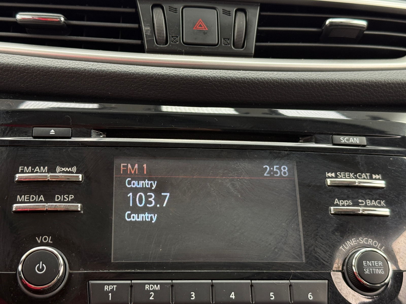 Thumbnail: 2015 Nissan Rogue - 4