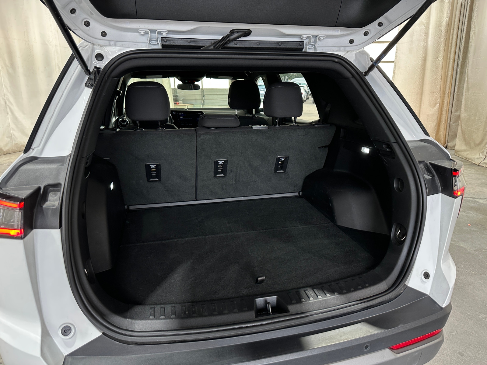 Thumbnail: 2025 Chevrolet Equinox - 7