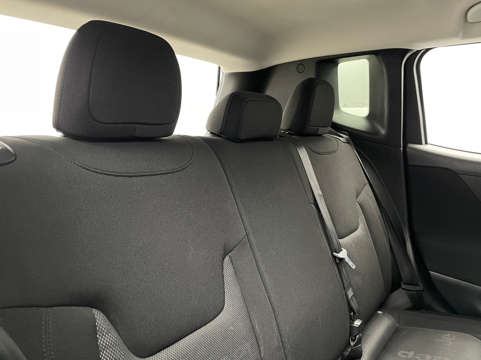 Thumbnail: 2017 Jeep Renegade - 6