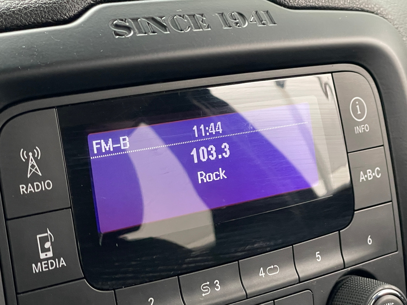 Thumbnail: 2017 Jeep Renegade - 4