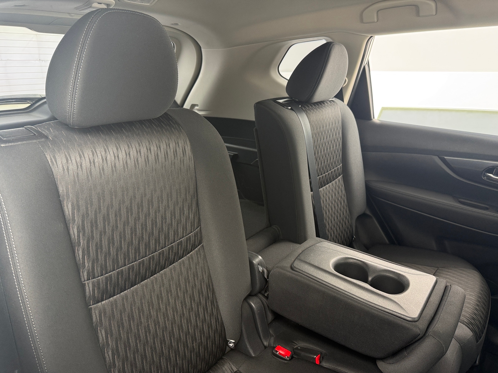 Thumbnail: 2018 Nissan Rogue - 6