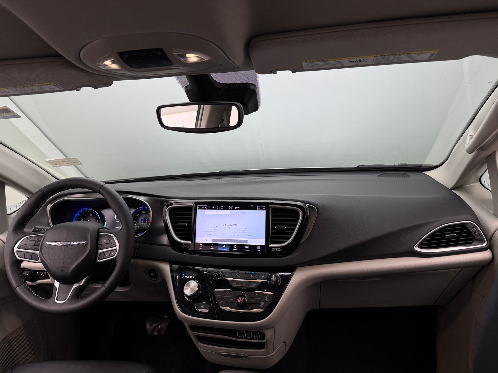 Thumbnail: 2024 Chrysler Pacifica - 2