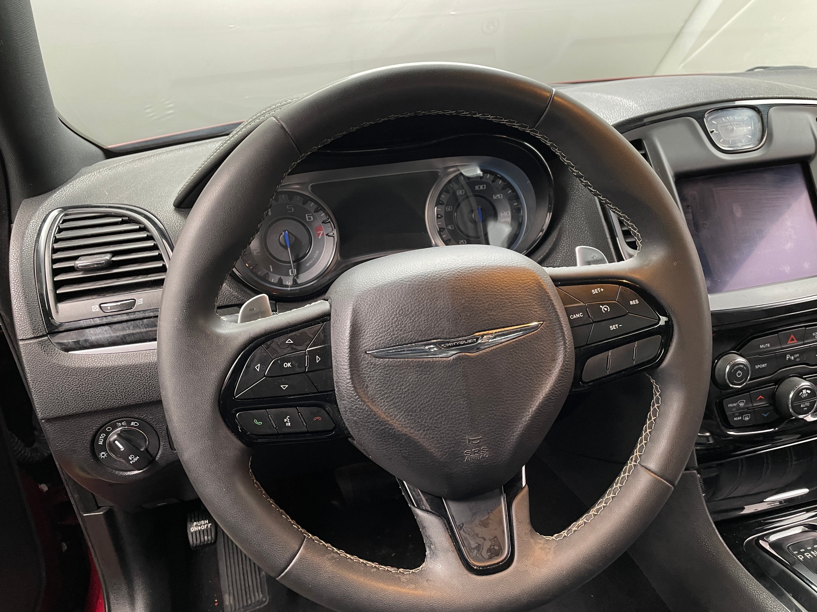 Thumbnail: 2023 Chrysler 300 - 4