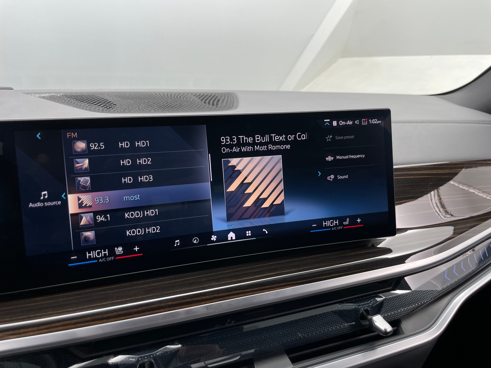 Thumbnail: 2025 BMW X5 - 3