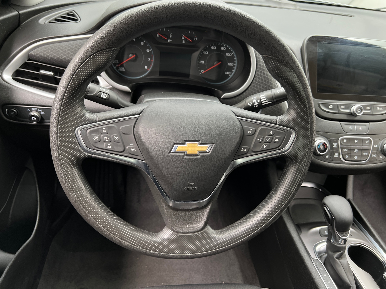 Thumbnail: 2024 Chevrolet Malibu - 5