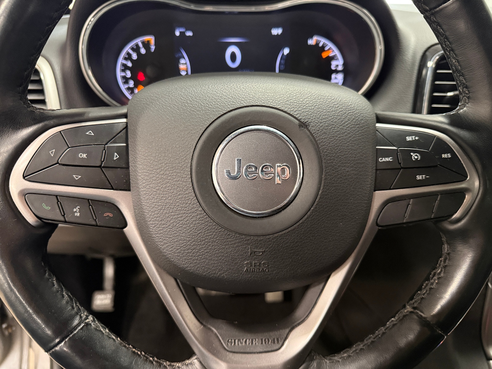 Thumbnail: 2021 Jeep Grand Cherokee - 4