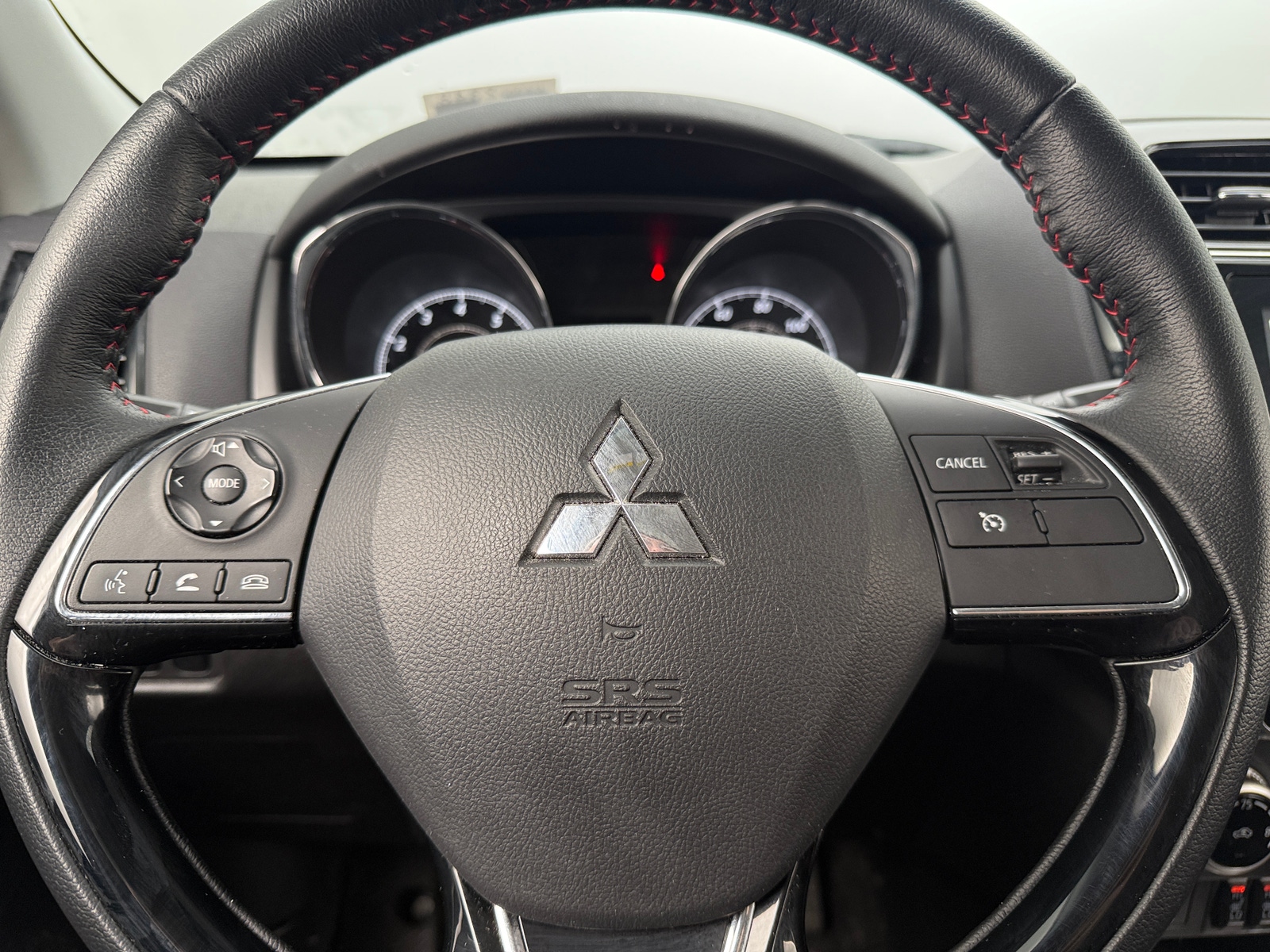 Thumbnail: 2024 Mitsubishi Outlander Sport - 5