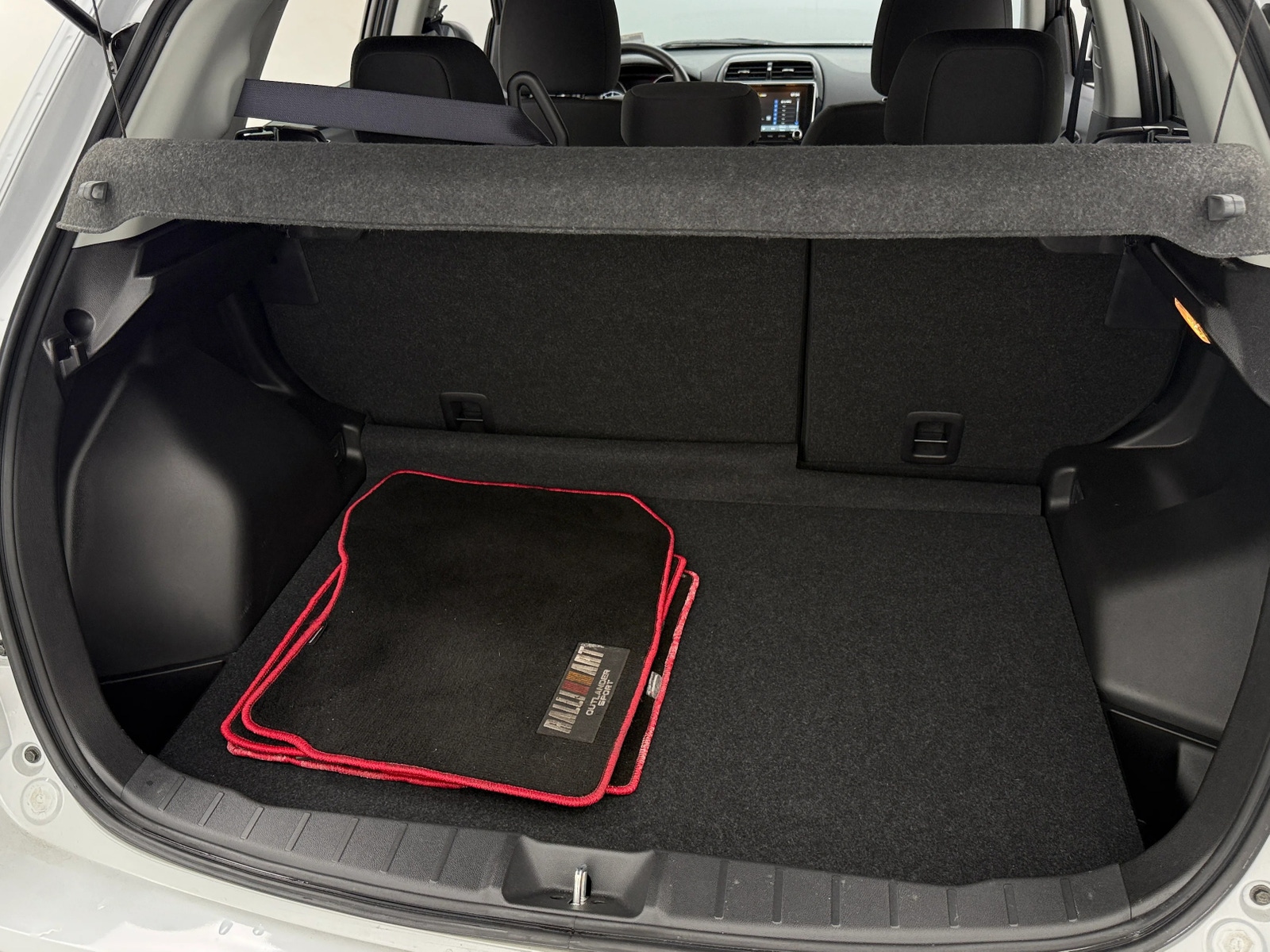 Thumbnail: 2024 Mitsubishi Outlander Sport - 7