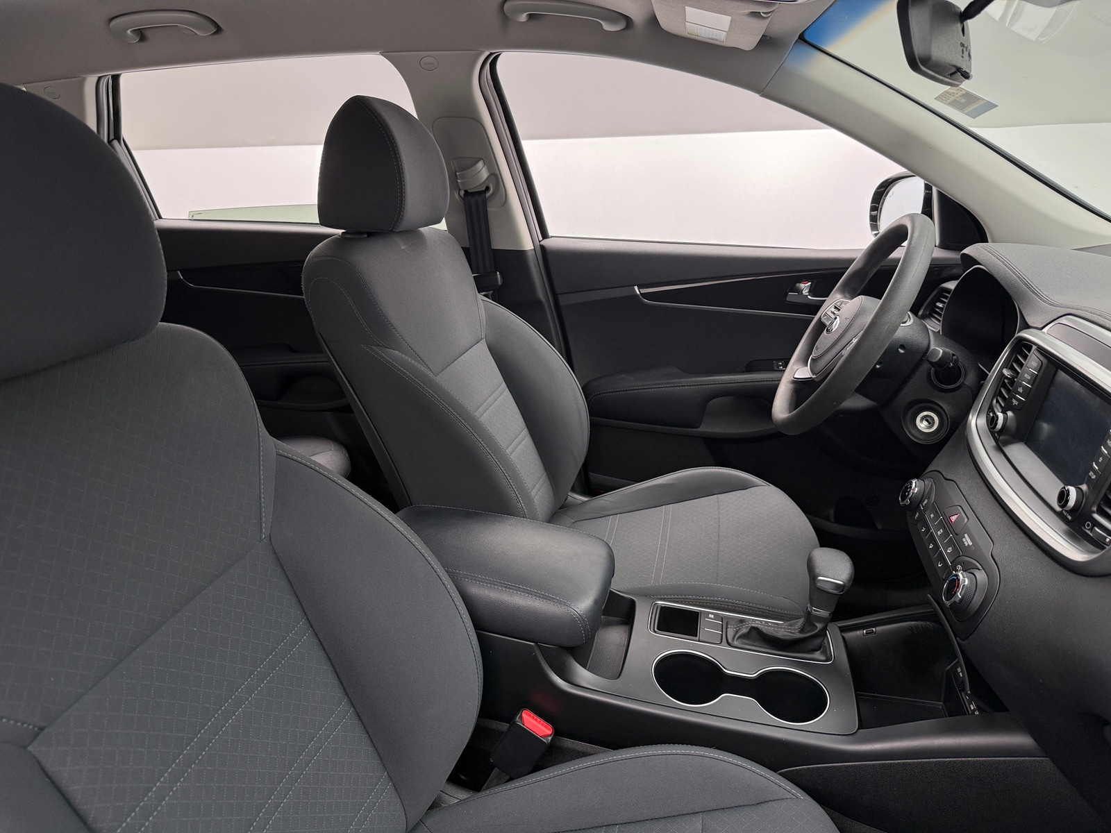 Thumbnail: 2019 Kia Sorento - 2