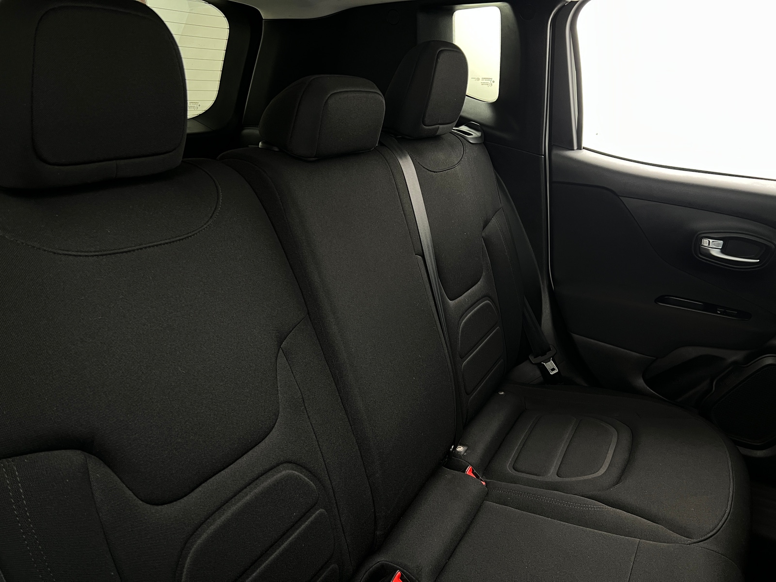 Thumbnail: 2020 Jeep Renegade - 6