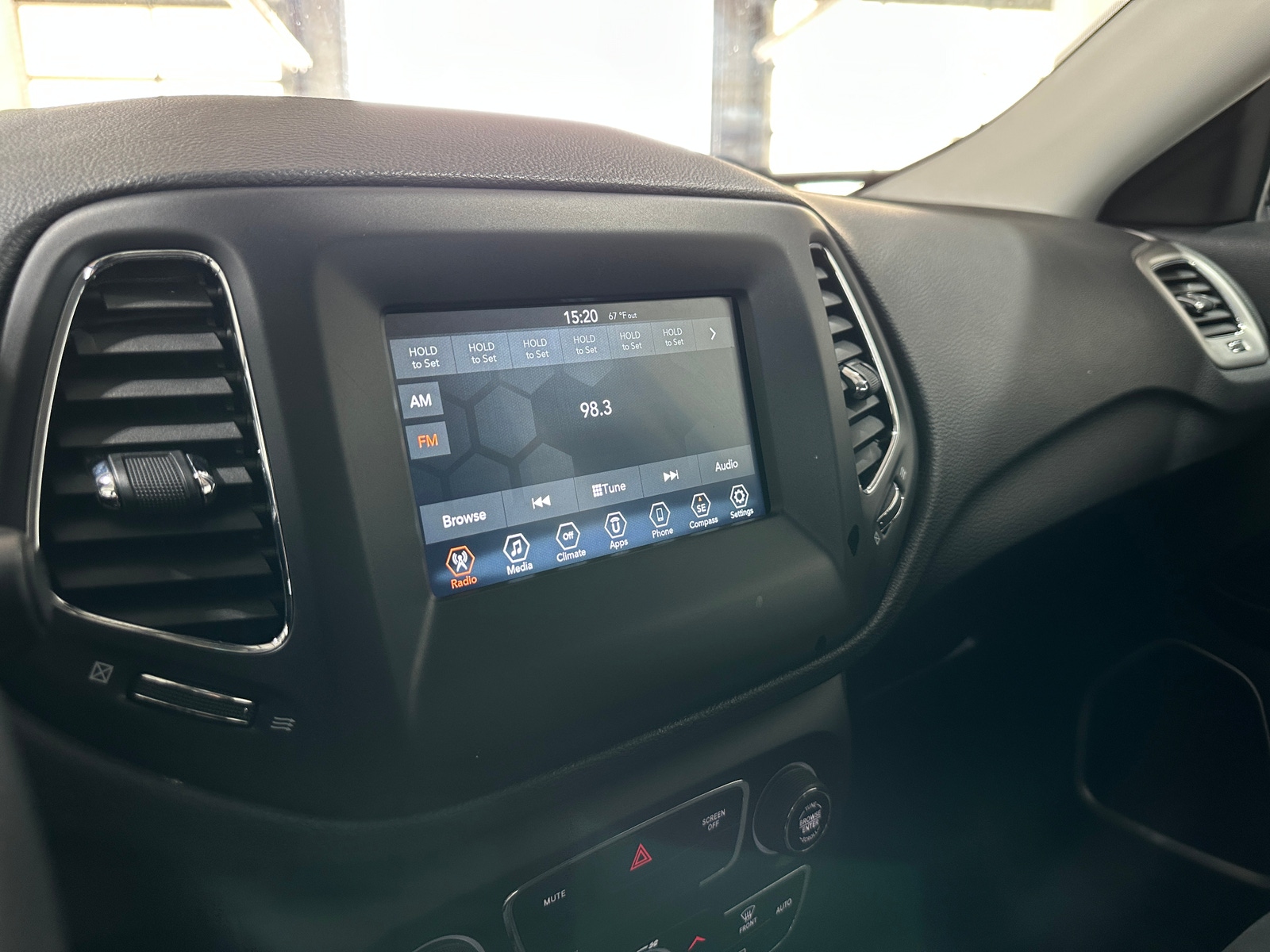 Thumbnail: 2021 Jeep Compass - 4