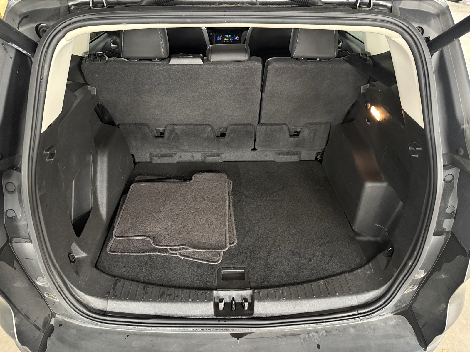 Thumbnail: 2019 Ford Escape - 6