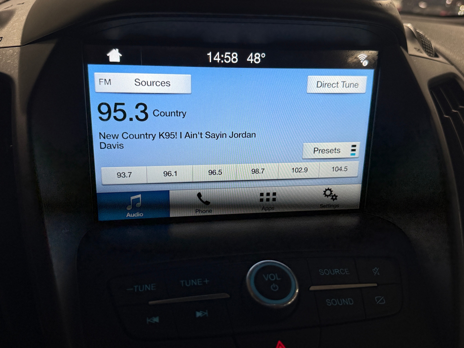 Thumbnail: 2019 Ford Escape - 3