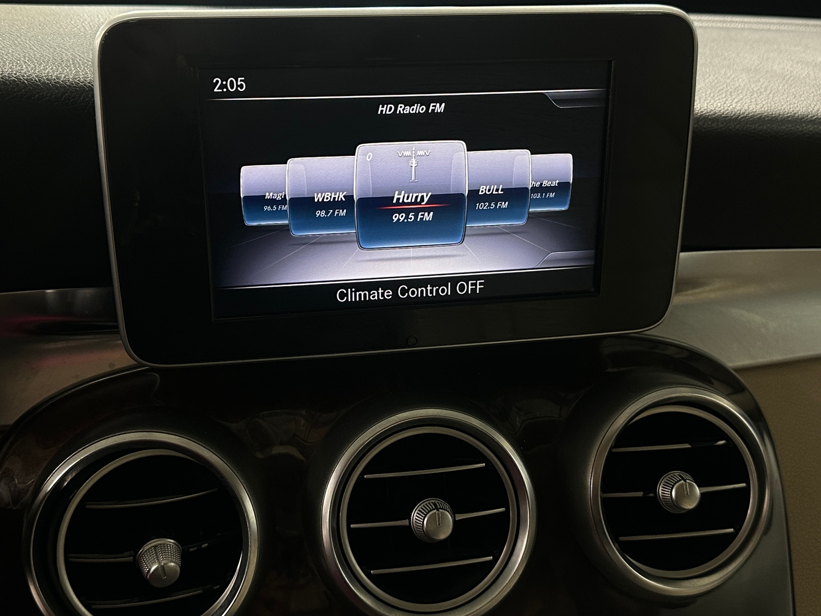 Thumbnail: 2018 Mercedes-Benz C-Class - 3