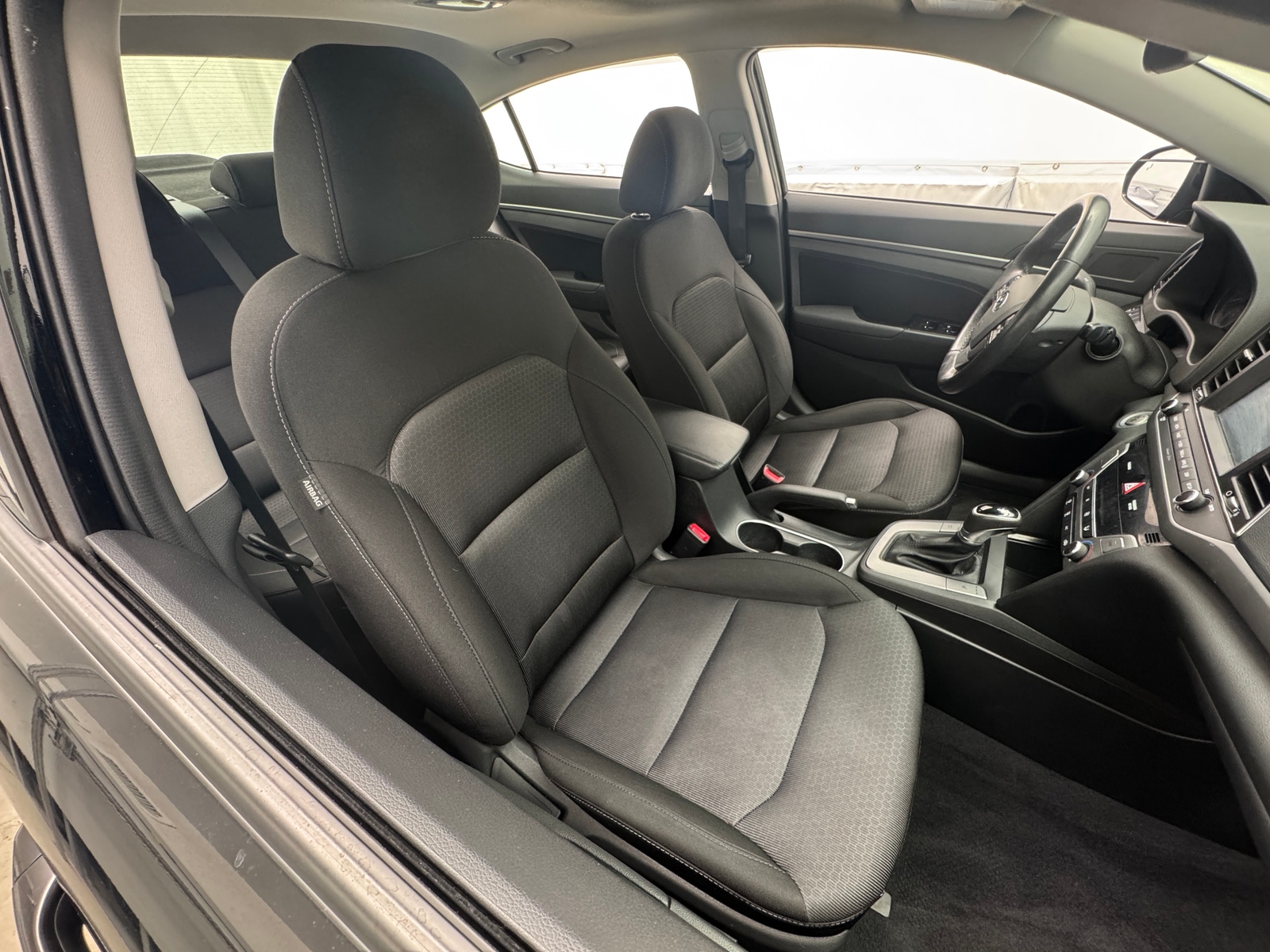 Thumbnail: 2017 Hyundai Elantra - 2