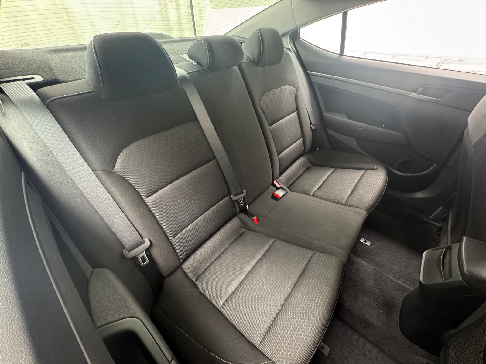 Thumbnail: 2017 Hyundai Elantra - 6