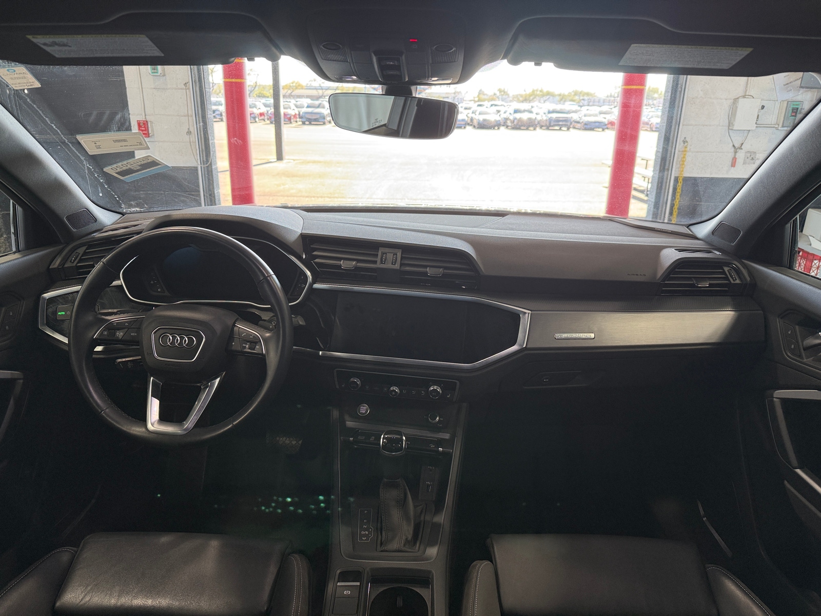 Thumbnail: 2020 Audi Q3 - 2