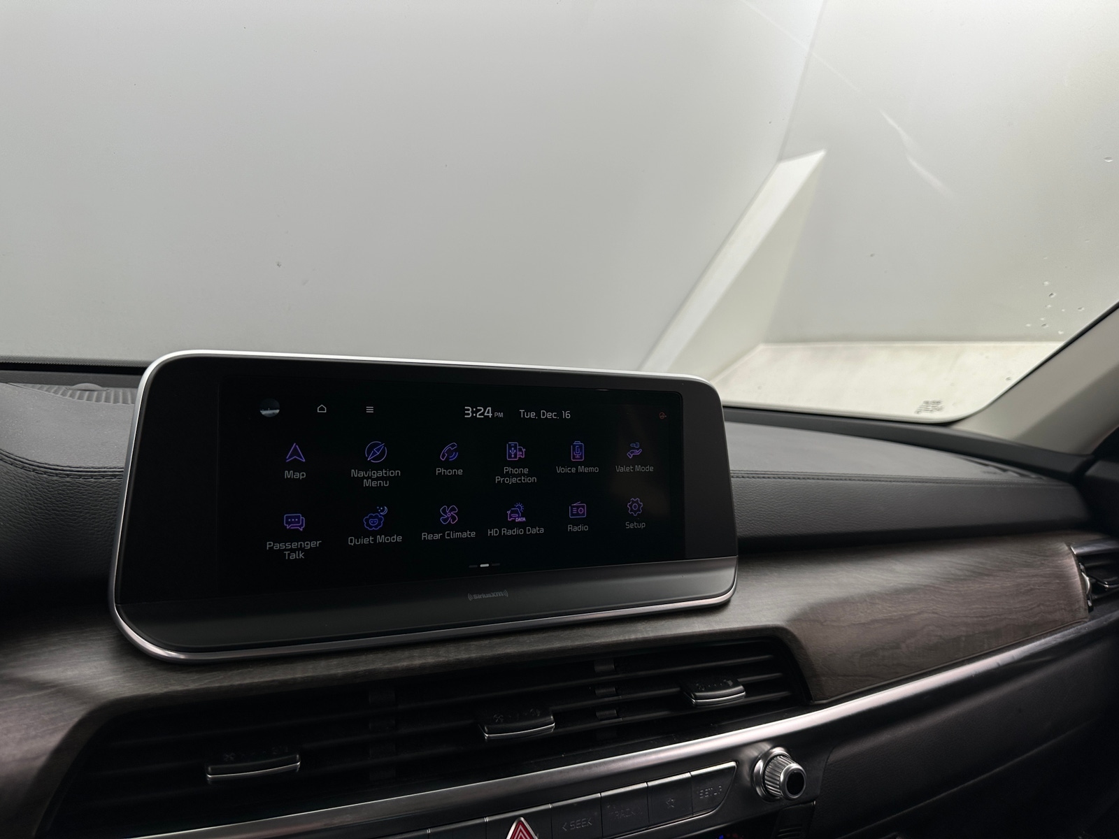 Thumbnail: 2020 Kia Telluride - 3