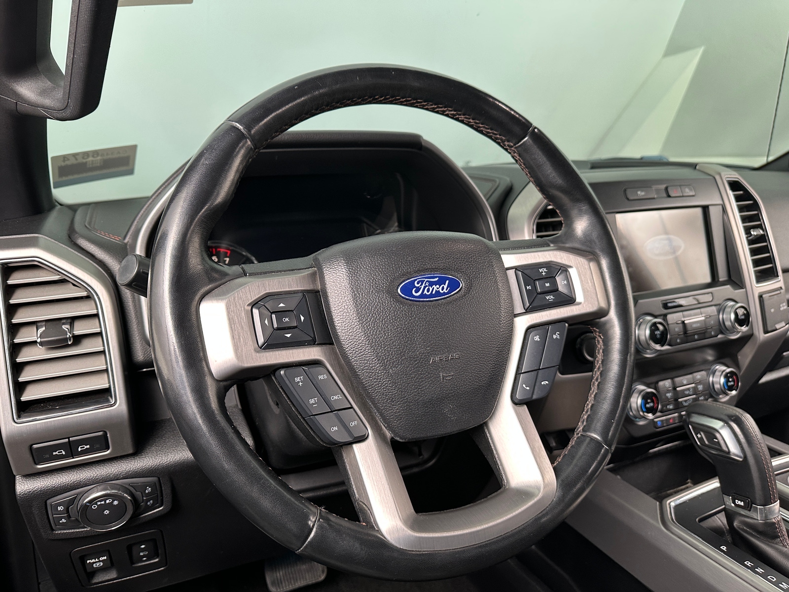 Thumbnail: 2019 Ford Econoline - 4