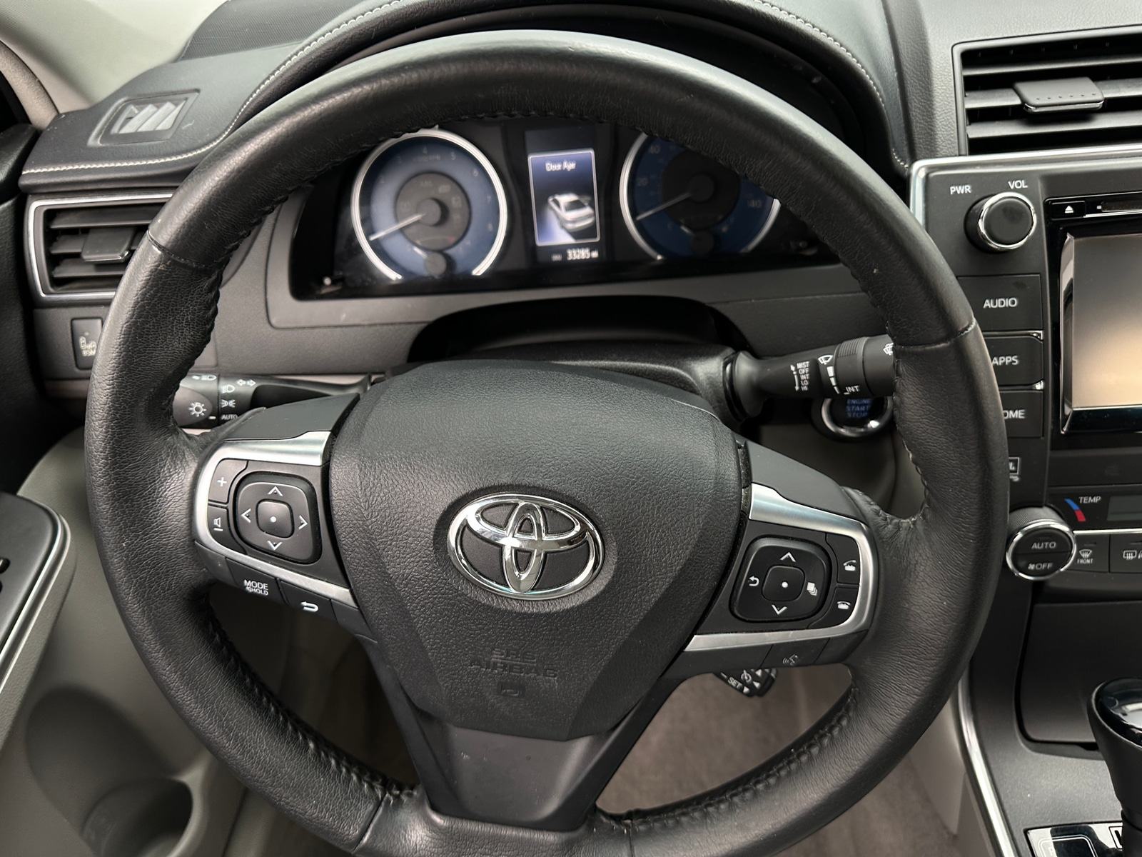 Thumbnail: 2017 Toyota Camry - 4