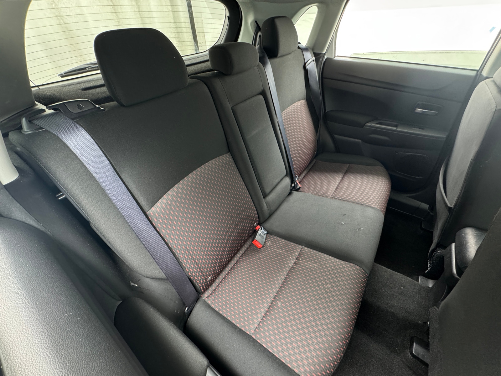 Thumbnail: 2018 Mitsubishi Outlander Sport - 6